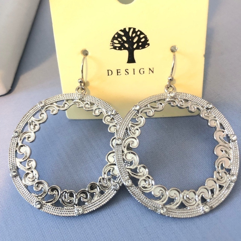NEW SILVER HOOPS With CRYSTALS #356